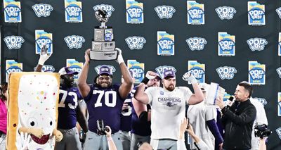 The Pop-Tarts Bowl trophy has a working toaster, because of course