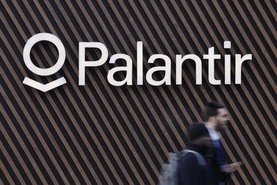 Palantir, MicroStrategy, Axon to Join the Nasdaq-100: What to Know