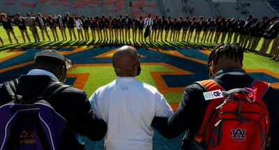 Longtime Auburn football team pastor dies in an accident on an Alabama lake