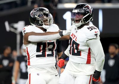 Falcons defense stuffs Raiders, forces safety in second quarter