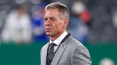 Troy Aikman Says He'd Be 'All in' On Bears Hypothetically Trading for Kyle Shanahan