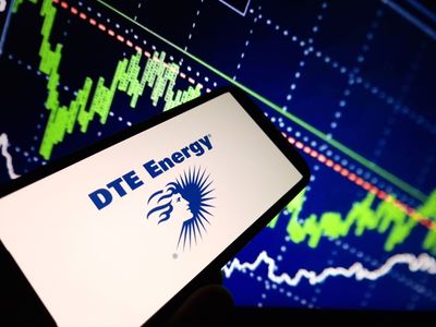 Is DTE Energy Stock Underperforming the S&P 500?