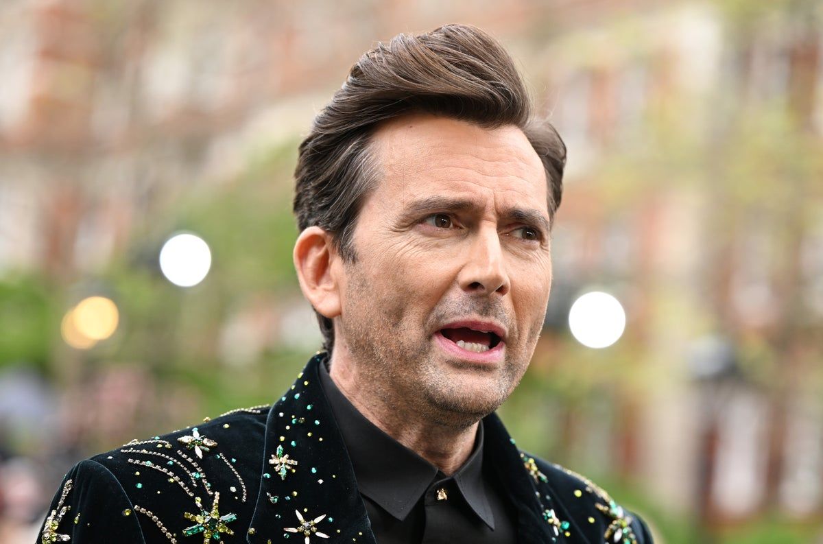 David Tennant’s Macbeth hit by second disruption days…
