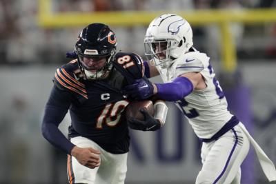 Vikings Dominate Bears, Secure Playoff Spot