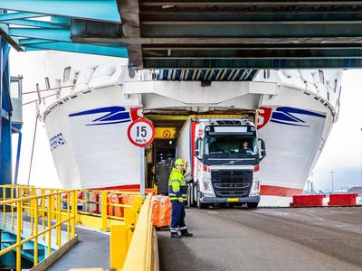 Holyhead port to stay closed until mid-January disrupting Christmas ferry travel to Ireland