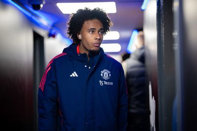 Juventus Plot Joshua Zirkzee Move Amid Manchester United Talks