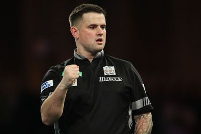 WATCH: Woodhouse Stuns De Decker In World Darts Championship R2