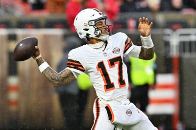 Report: Browns make another move at starting quarterback vs. Bengals