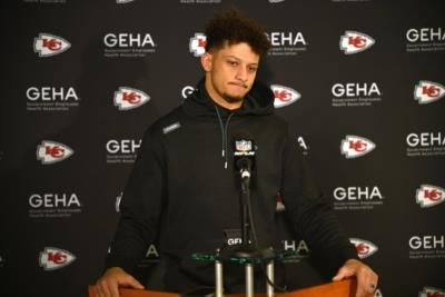 Chiefs' Mahomes Battling Ankle Injury Ahead Of Key Games