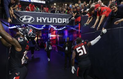 Texans odds: Houston opens as slight road underdog against Kansas City