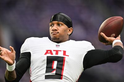 Falcons bench QB Kirk Cousins for rookie Michael Penix Jr.