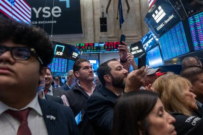 Stock Market Today: Stocks tumble on 'hawkish' Fed rate cut