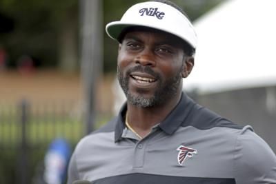 Michael Vick Returns To Football As Norfolk State Head Coach