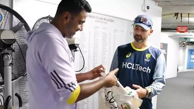 'Nothing but respect for Ashwin': Contemporary Nathan Lyon on retired India spinner