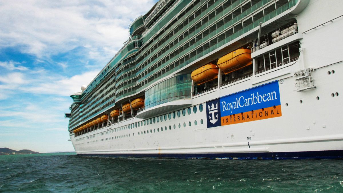 Royal Caribbean Crew member goes overboard, unruly…
