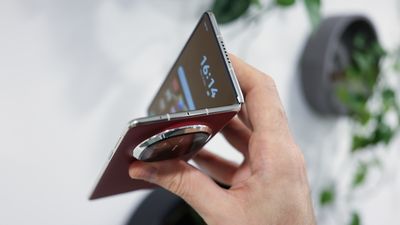 Huawei's Mate X6 is the first variable aperture foldable smartphone – I got to try it out