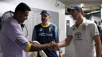 Ravichandran Ashwin gifted signed Australian jersey by Pat Cummins, Nathan Lyon