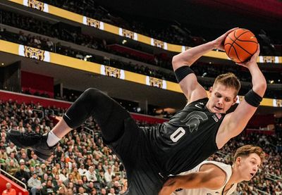 Watch MSU F Jaxon Kohler recap his strong performance, Spartans’ win over Oakland