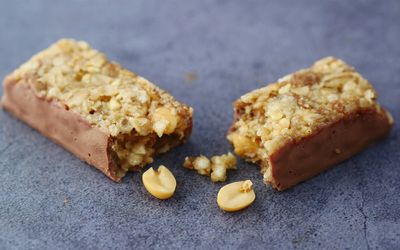 Best low-calorie protein bars for a great-tasting snack that will keep you going