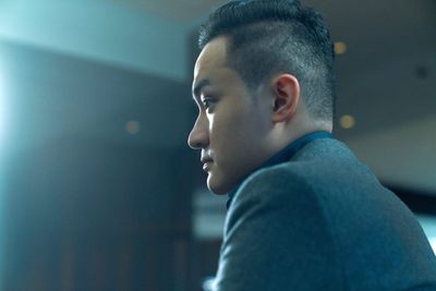 Billionaire Justin Sun pushed CoinDesk’s new owners to remove article about banana-eating, editorial chair Matt Murray resigns