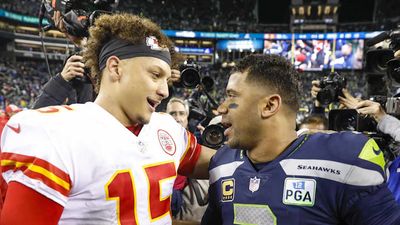 Patrick Mahomes Joked About Russell Wilson's Plane Workout When Asked About Ankle