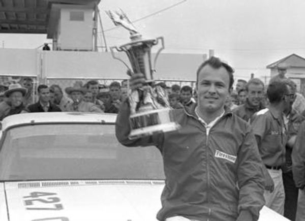 NASCAR Hall Of Famer Fred Lorenzen Dies At 89