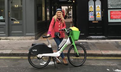 A moment that changed me: A year after losing my parents, I spent Christmas Day cycling around London alone