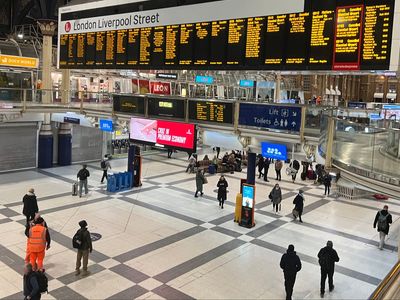 Chaotic start to Christmas getaway as Stansted Express shuts down due to cable theft