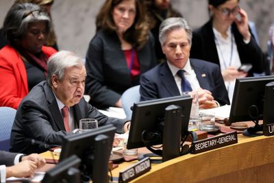 UN Chief Sees 'Flame Of Hope' In Syria, Calls For End To Israel Strikes