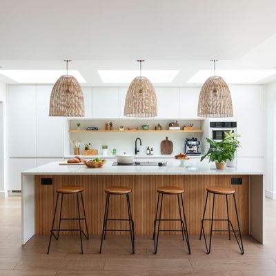 What worktops go with white kitchens? The combinations that will elevate this classic colour scheme