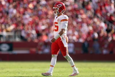 Patrick Mahomes off injury report, starting against Texans