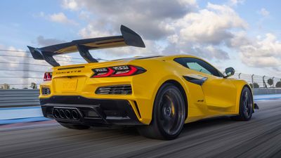 Holy Smokes: The Corvette ZR1 Hits 60 MPH In 2.3 Seconds