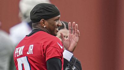 Michael Penix Jr. Rocks Sweet Falcons Throwback Helmet in First Practice As Starter