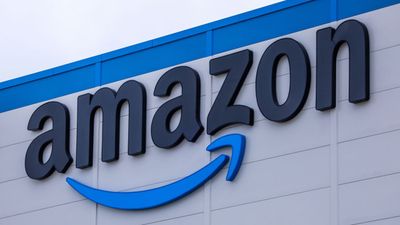 Analyst resets Amazon stock forecast on huge ‘moonshot’