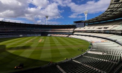 Cricket Australia braces for extreme weather with 40C heat forecast on Boxing Day