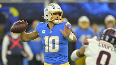 Justin Herbert Breaks NFL Record in Chargers' Thursday Night Win Over Broncos