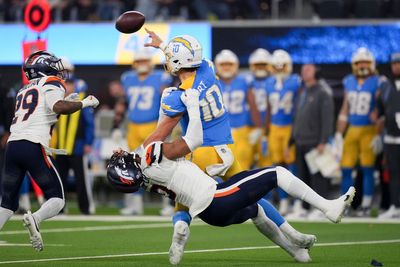 Los Angeles Chargers complete comeback to beat Denver Broncos