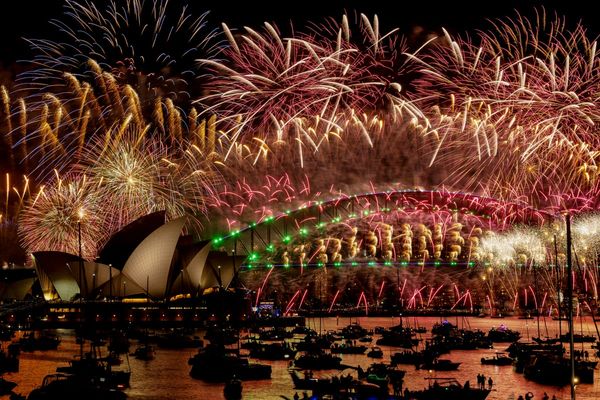 Sydney New Year’s Eve fireworks could be cancelled due to train strike, police warn