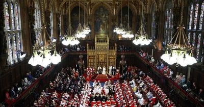 Labour expected to hand Lords seats to former MPs and Sue Gray