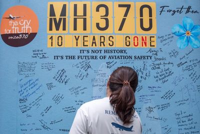 Malaysia to resume search for missing Malaysian Airlines MH370