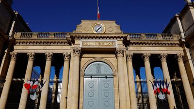 French PM Bayrou vows new government by Christmas amid budget crisis