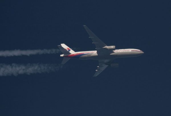 MH370 search: Malaysia approves new hunt for missing passenger jet