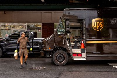 The top HR executive at UPS breaks down how the company hires employees in less than 10 minutes