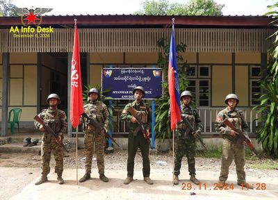 An ethnic armed group in western Myanmar claims to have captured a major regional army headquarters