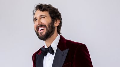 Josh Groban CBS Christmas special airs tonight, December 20