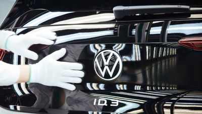 Volkswagen Strikes a Deal With Union, Won't Close Factories After All