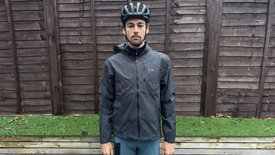 Le Col ARC Lightweight Rain Jacket review: light, hooded, waterproof and versatile