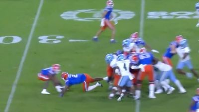 College Football Fans Loved Florida's Perfectly Chaotic Fumble Touchdown in Gasparilla Bowl