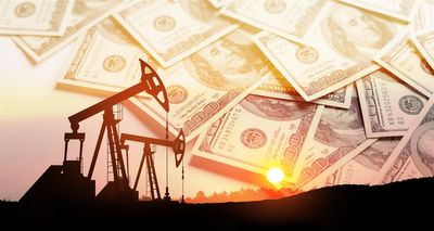 Oil Titans Face Off: Exxon Mobil or Chevron for 2025 Gains?