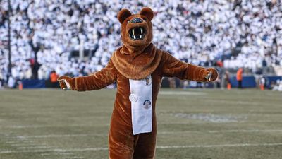 Penn State’s Tiny Airport Left SMU Fans Taking Private Jets to Game Scrambling